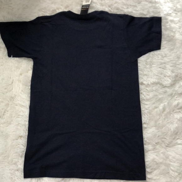 Friends TV Series Tee - Picture 7 of 8